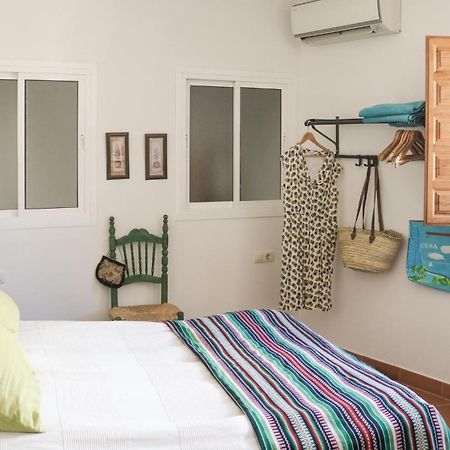 Nice Home In Canillas De Albaida With Wifi Bagian luar foto
